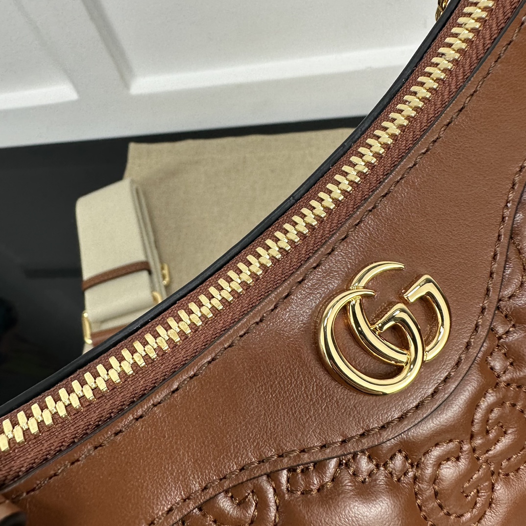 Gucci Hobo Bags